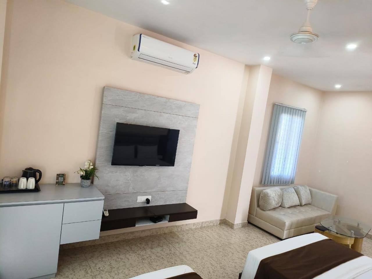 Jaanki Farms & Resorts Jorhāt 外观 照片
